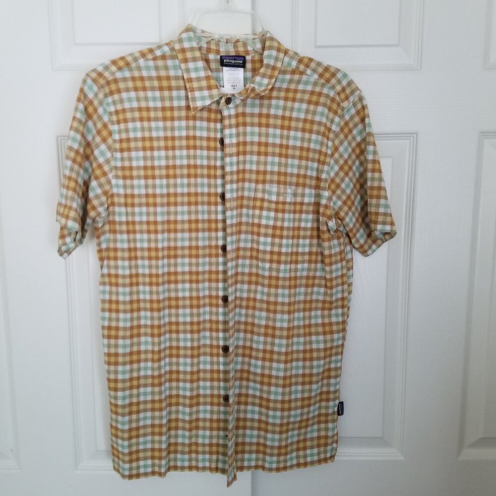 Patagonia Organic Cotton Mens S M SS shirt EUC